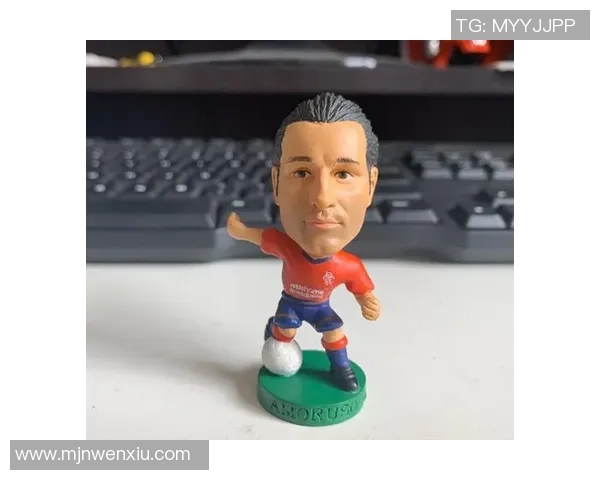 足球球星公仔挂件价格分析及购买建议大全